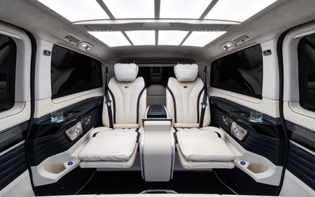 KLASSEN Mercedes-Benz V-CLASS V300 AMG LUXURY VIP BUSINESS VAN - 2024 MVV_2_1713_EN