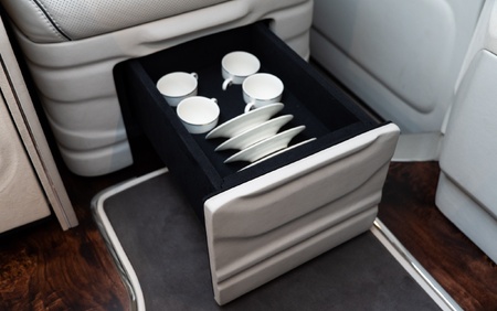 KLASSEN Mercedes-Benz V-Class V300 AMG Luxury VIP First Class Van MVE_1677