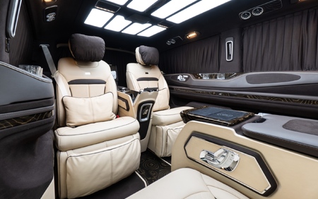 KLASSEN Mercedes-Benz V-Class V300 Luxury VIP First Class Van MVE_1685