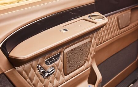 KLASSEN LUXURY Van MVV_1433