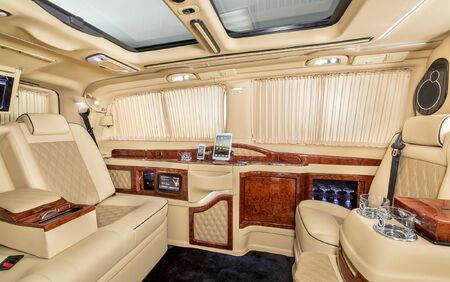 KLASSEN Luxury Van MVD 3006