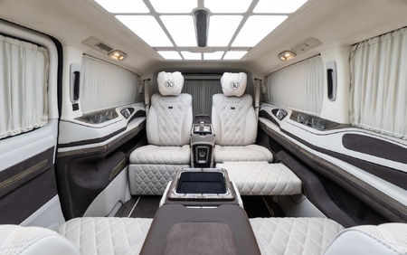 KLASSEN Mercedes-Benz V-Class V300 AMG Luxury VIP First Class Van MVE_1678