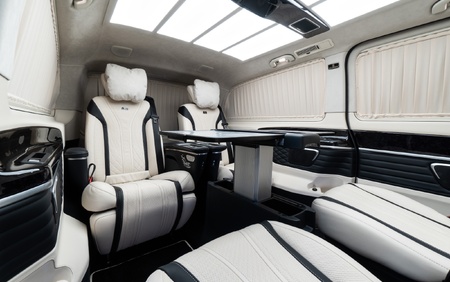 Klassen Mercedes-Benz V300 AMG LUXURY VIP BUSINESS VAN MVV_6_1634_EN