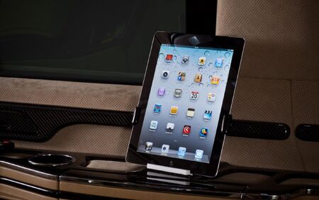 KLASSEN VIP VAN MVD 9006