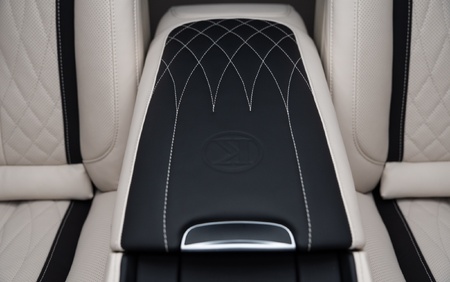 KLASSEN VIP JET VAN MVV_1626