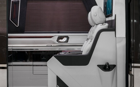 KLASSEN VIP VAN MSE 9021