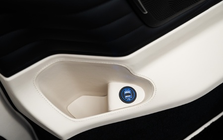 Klassen Mercedes-Benz V300 AMG LUXURY VIP BUSINESS VAN MVV_6_1634_EN