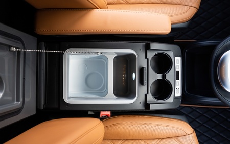 Klassen Mercedes-Benz V-Class V300 AMG Luxury VIP Business Van MVV_1650