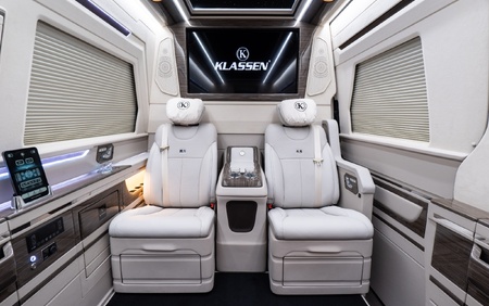 KLASSEN Mercedes-Benz Sprinter 519 LUXURY VIP JETVAN - Bar Toilet MSE_1667