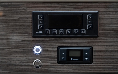 KLASSEN MERCEDES-BENZ SPRINTER 519 LUXURY VIP JET VAN MSE_1688