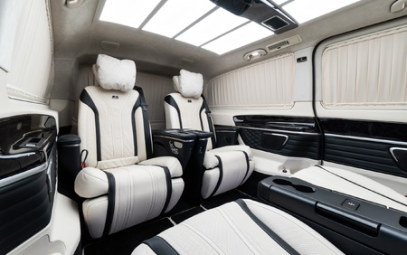 Klassen Mercedes-Benz V300 AMG LUXURY VIP BUSINESS VAN MVV_6_1634_EN