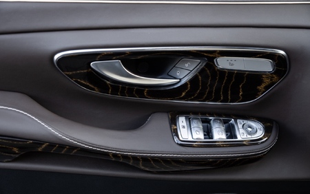 KLASSEN Mercedes-Benz V-Class V300 Luxury VIP First Class Van MVE_1685