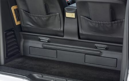 KLASSEN VIP VAN MVD 9011