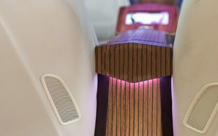 KLASSEN VIP VAN MVD 9027