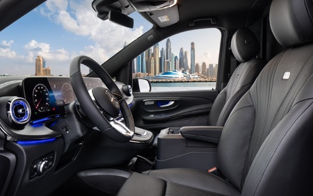 KLASSEN Mercedes-Benz V-CLASS V300 AMG LUXURY VIP BUSINESS VAN - 2024 MVV_2_1713_EN