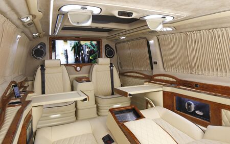 KLASSEN LUXURY VAN MVD_1271