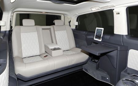 KLASSEN VIP VAN MVD 9005