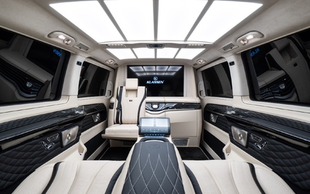 KLASSEN Mercedes-Benz V-CLASS V300 AMG LUXURY VIP BUSINESS VAN - 2025 MVV_2_1693_EN