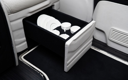 KLASSEN Mercedes-Benz V-Class V300 AMG Luxury VIP First Class Van MVE_1_1698_EN