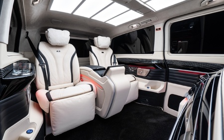 KLASSEN Mercedes-Benz V-CLASS V300 AMG LUXURY VIP BUSINESS VAN - 2025 MVV_2_1693_EN