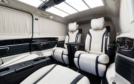 Klassen Mercedes-Benz V300 AMG LUXURY VIP BUSINESS VAN MVV_6_1634_EN