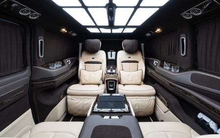 KLASSEN Mercedes-Benz V-Class V300 Luxury VIP First Class Van MVE_1685