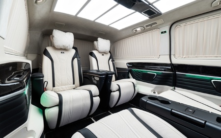 Klassen Mercedes-Benz V300 AMG LUXURY VIP BUSINESS VAN MVV_6_1634_EN