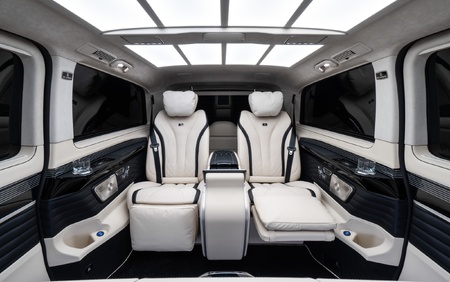 KLASSEN Mercedes-Benz V-CLASS V300 AMG LUXURY VIP BUSINESS VAN - 2025 MVV_2_1693_EN