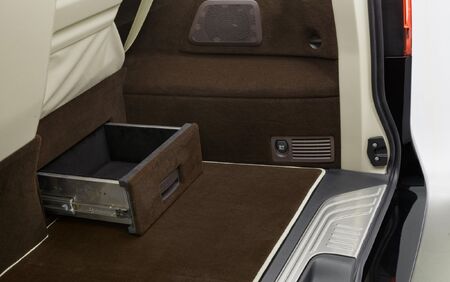 KLASSEN Luxury Van MVA1 9010