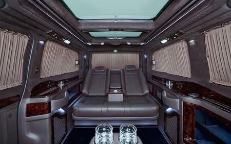 KLASSEN VIP VAN MVD_1307