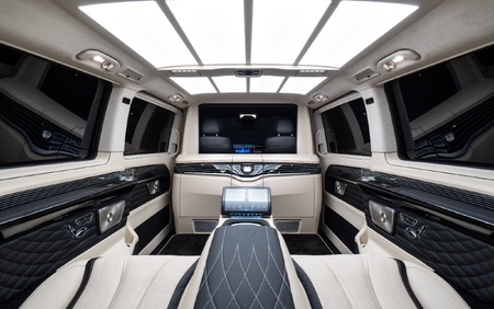 KLASSEN Mercedes-Benz V-CLASS V300 AMG LUXURY VIP BUSINESS VAN - 2025 MVV_2_1693_EN