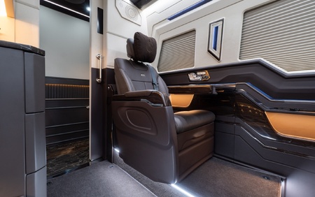 KLASSEN Mercedes-Benz Sprinter 519 LUXURY VIP JETVAN - Bar Toilet MSE_1_1707_EN