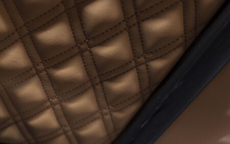 KLASSEN VIP VAN MVD 9017