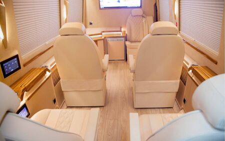 KLASSEN VIP VAN MSE 9010