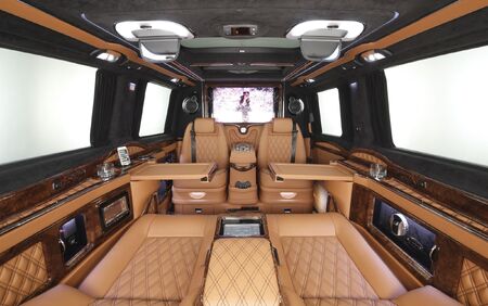 KLASSEN LUXURY VAN MVD_1280