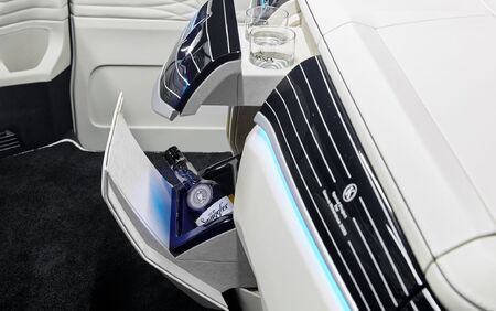 KLASSEN LUXURY Van MVV_1422