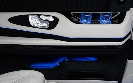 Klassen Mercedes-Benz V-Class V300 Luxury VIP First Class Van MVE_1637