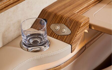 KLASSEN VIP VAN MSE 9010