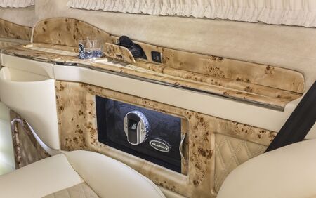 KLASSEN Luxury Van MVD 3003