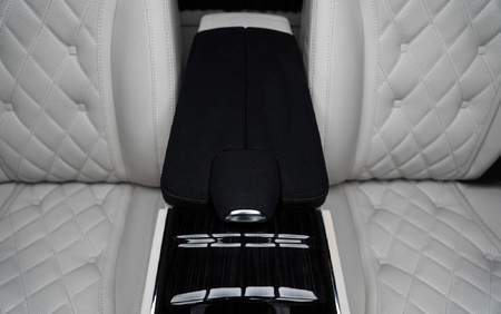 Klassen Mercedes-Benz V-Class V300 Luxury VIP First Class Van MVE_1637