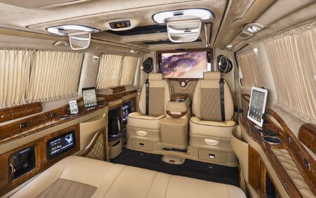 KLASSEN LUXURY VAN MVD_1268