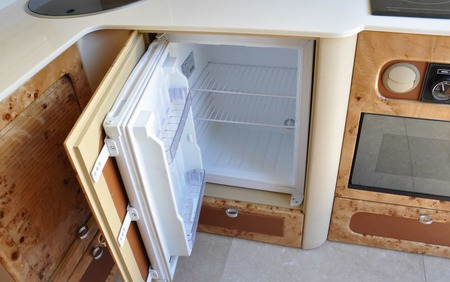 KLASSEN VIP VAN MSE 9002