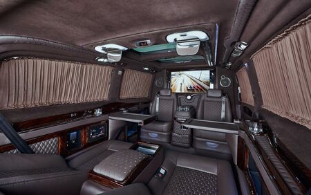 KLASSEN VIP VAN MVD_1307