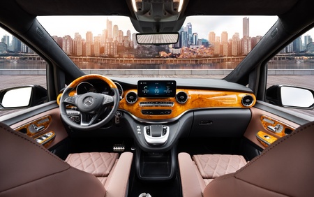 KLASSEN EXTRAORDINARY LUXURY VAN