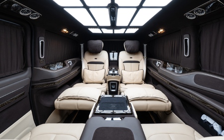 KLASSEN Mercedes-Benz V-Class V300 Luxury VIP First Class Van MVE_1685